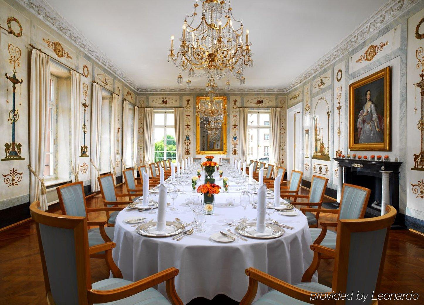 Hotel Schloss Reinhartshausen Eltville am Rhein Exterior foto